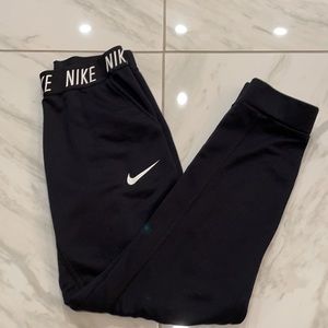 Nike girls black joggers